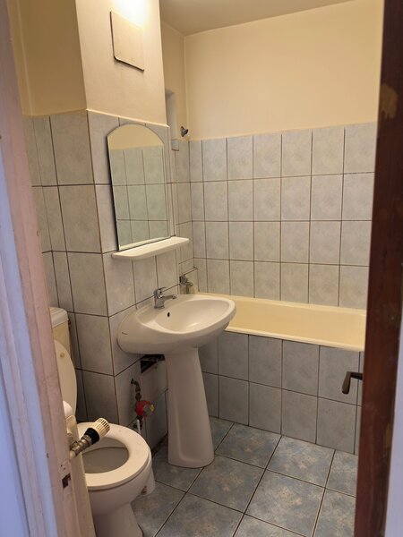 Obor, str. Avrig, metroul Obor la 5 min.